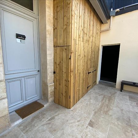 Mieuxqualhotel Jacuzzi Privatif Le Carre Bordeaux Bagian luar foto